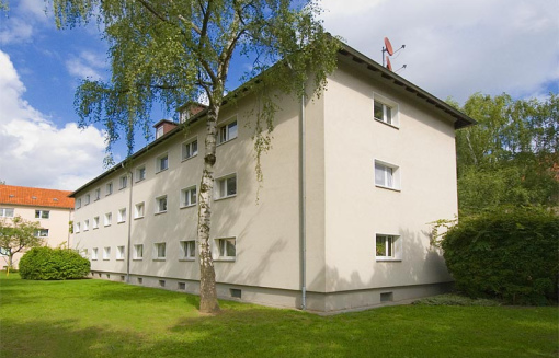 Kriemhildstr. 10, E R - Frisch modernisierte 2-Zimmer Wohnung mit Tageslichtbad - Photo 2