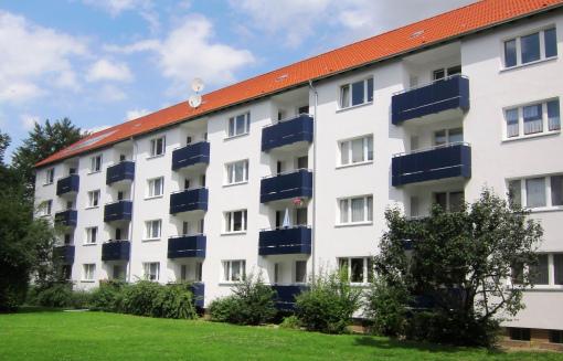 Naabstr. 18, 3 L - Gemütliche 3-Zimmer-Wohnung mit Loggia und zusätzlichen Stauraum - WBS notwendig! - Foto 2