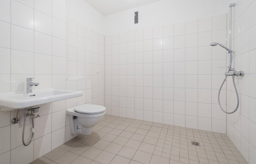 Thüringenplatz 11, E M - barrierefreie Zweizimmerwohnung mit Freisitz (WBS 60+, 2 Personen) - Photo 3