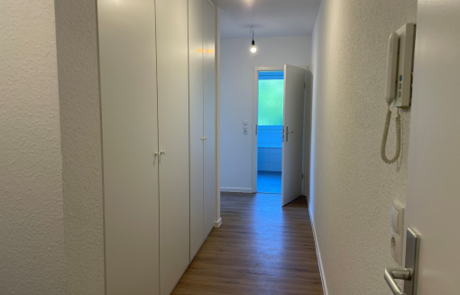 Niddastr. 1, 2 5 - Erstbezug nach Modernisierung! 2-Zimmer-Wohnung mit Loggia. WBS notwendig! - Foto 4