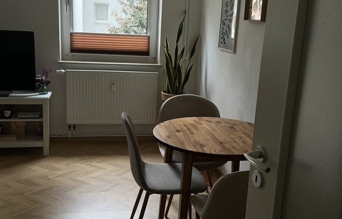 Mittelweg 43, 1 R - Praktische 2 Zimmer Wohnung mit Tageslichtbad - Photo 1