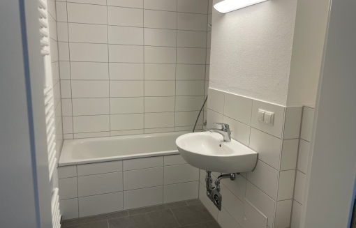 Niddastr. 1, 3 4 - schöne 2-Zimmer Wohnung mit Loggia! WBS erforderlich!! - Foto 1