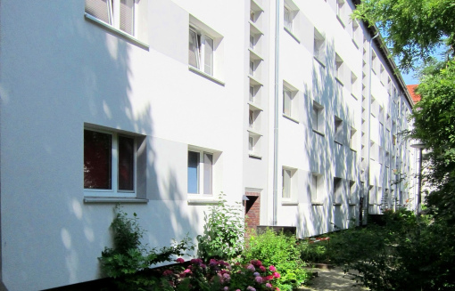 Hans-Porner-Str. 32, 2 L - Gut geschnittene 3 Zimmer Wohnung mit Tageslichtbad - Photo 1