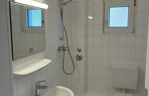 Rüdigerstr. 7, 1 L - Frisch renovierte, praktische 2 Zimmer Wohnung mit Tageslichtbad - Foto 3